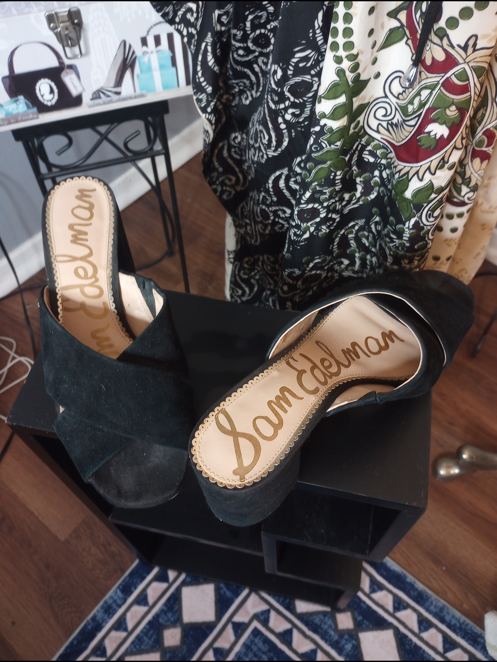Sam Edelman Black Suede Crisscross Slide Mules Size 10M